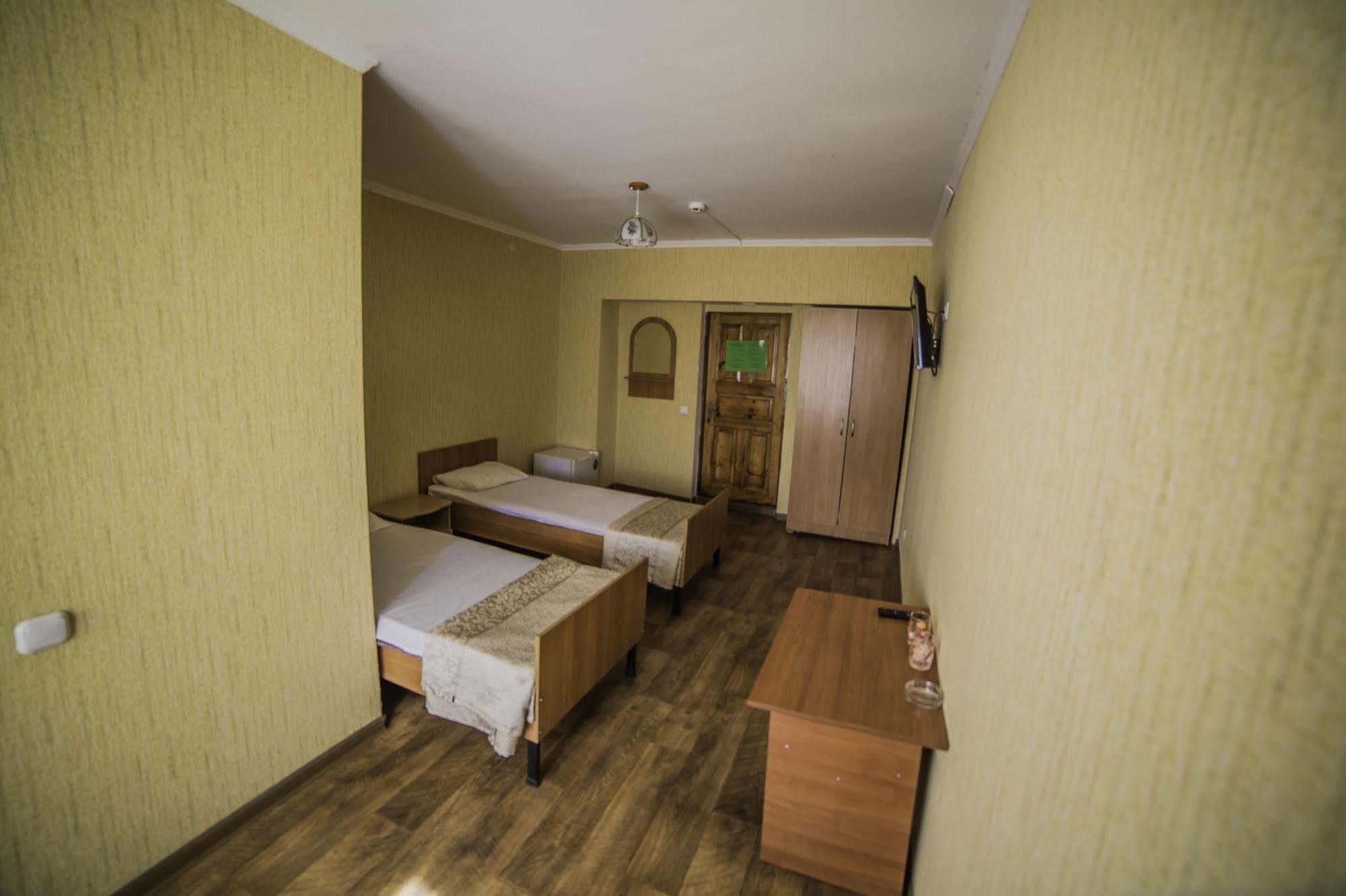 Economy Hotel Zhyger Akmola Esterno foto